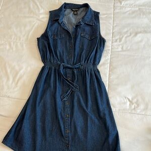 Old Navy Sleeveless Denim Dress